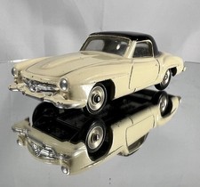 Vintage Dinky Toys Mercedes-benz 190 Sl 143 Made In France Die Cast Car