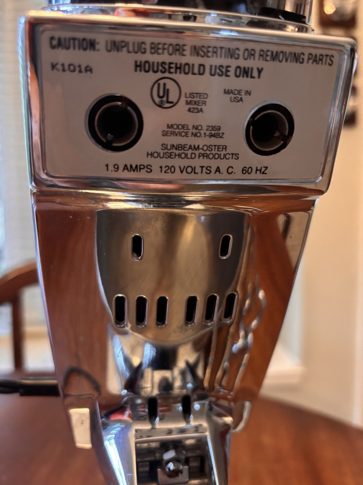 Vintage Chrome Sunbeam Deluxe Mixmaster  12 Speed w/all Bowls, Attachments