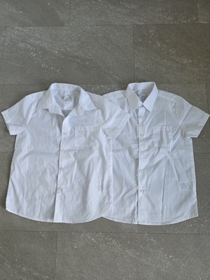 2× Jungen weiße, kurzärmelige, Sommer Uniform Hemden Alter 8-9 Jahre. Neu 