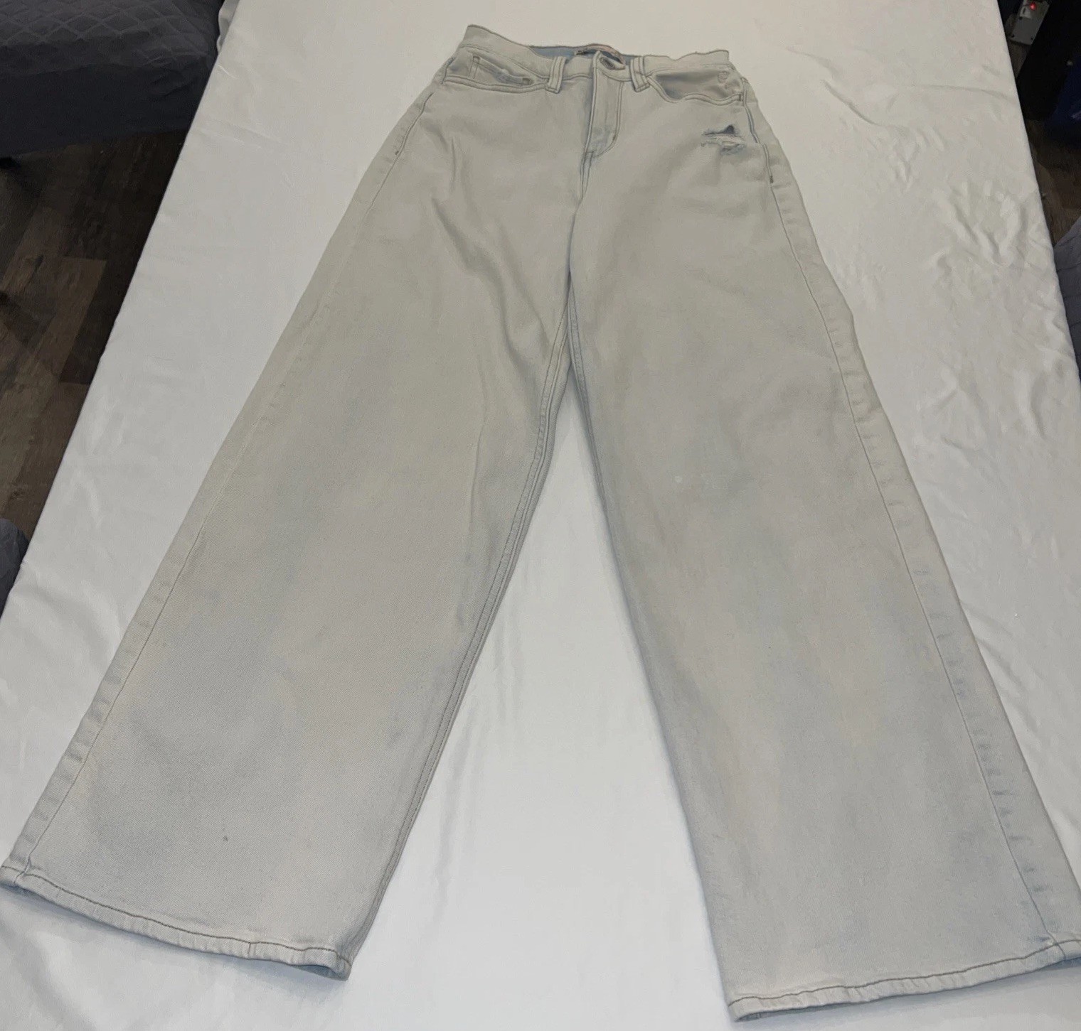 SO Good For Life Wide Leg High Rise Size 1/25W Light Wash Jeans