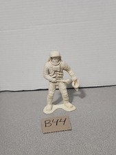 Louis Marx 6" Series -1970 White Plastic Apollo ASTRONAUT w/SAMPLE STICK Figure