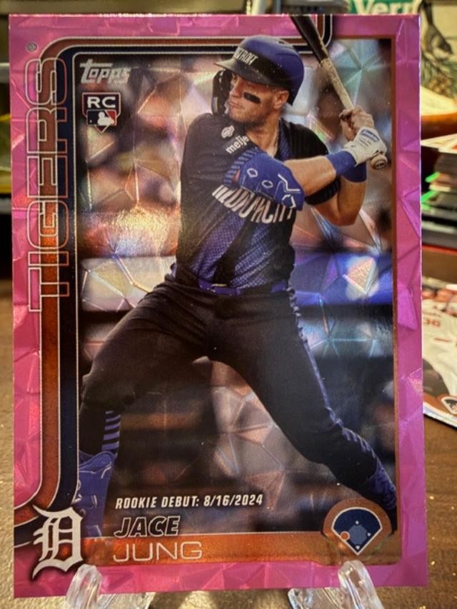 2025 Topps Update Series Rookie Debut Jace Jung #US93 Pink Holo Foil SP RC
