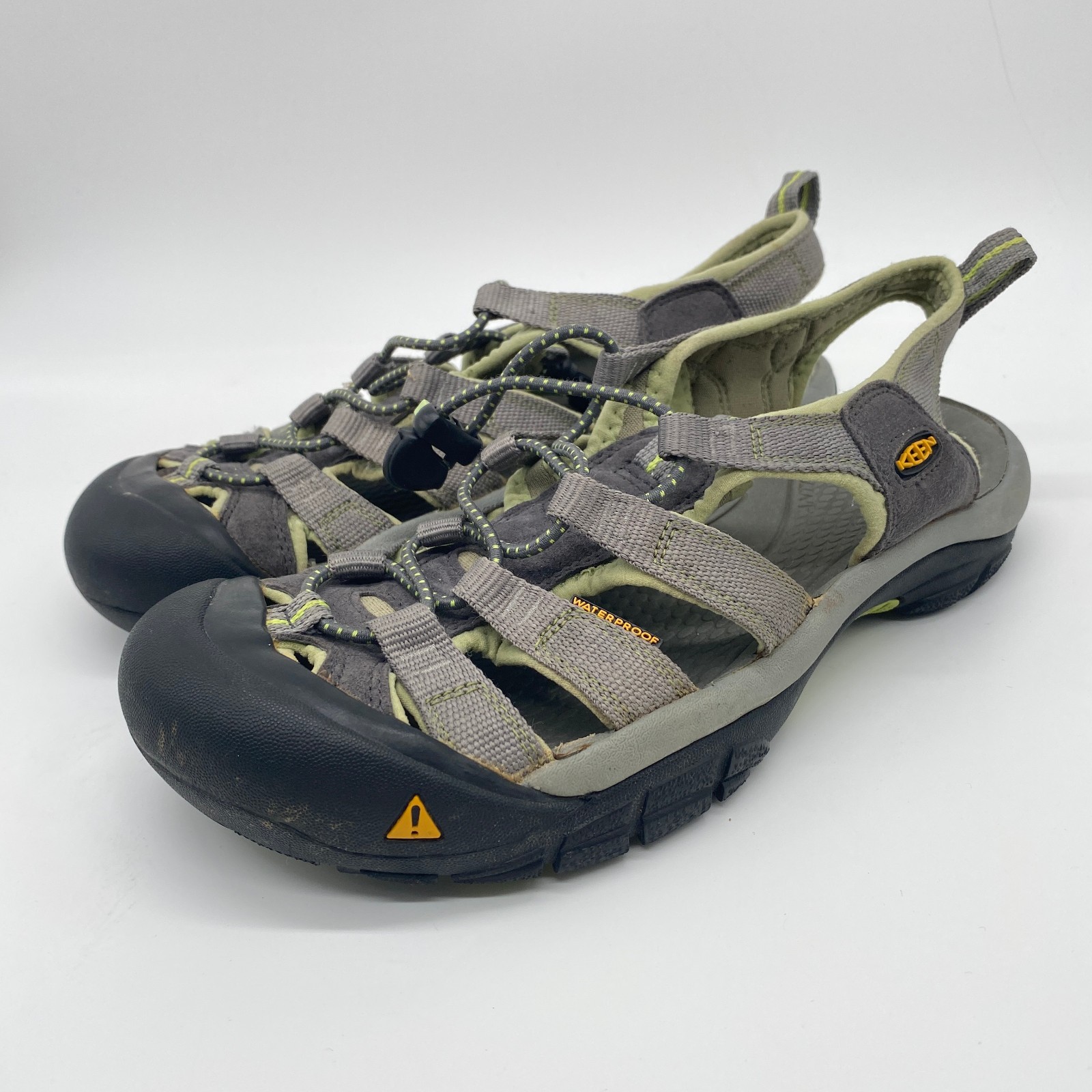 Sandali da trekking sportivi impermeabili Keen Newport H2 1003457 donna 8 grigio verde 1144