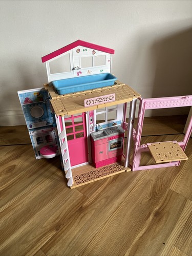 BARBIE 2 Story Doll House Foldaway Playset - Bath Kitchen & Toilet - 2016 Vgc - Picture 4 of 20