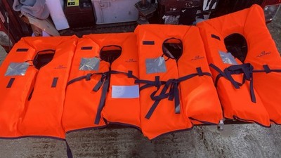 4 x Schwimmwesten Schwimmweste Auftriebshilfe Marine Boot