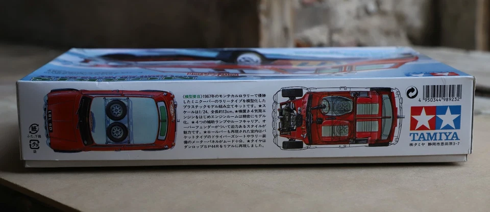 TAMIYA Morris Mini Cooper 1275S Rally, 67' Monte Carlo Rally, 1/24, kit 24048 - Immagine 3 di 3