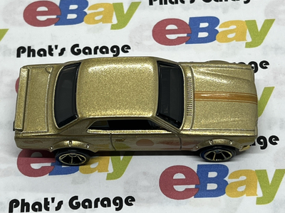 Hot Wheels F.A.O Schwarz 1:64 Metal Cars - Gold, Pack of 8 for