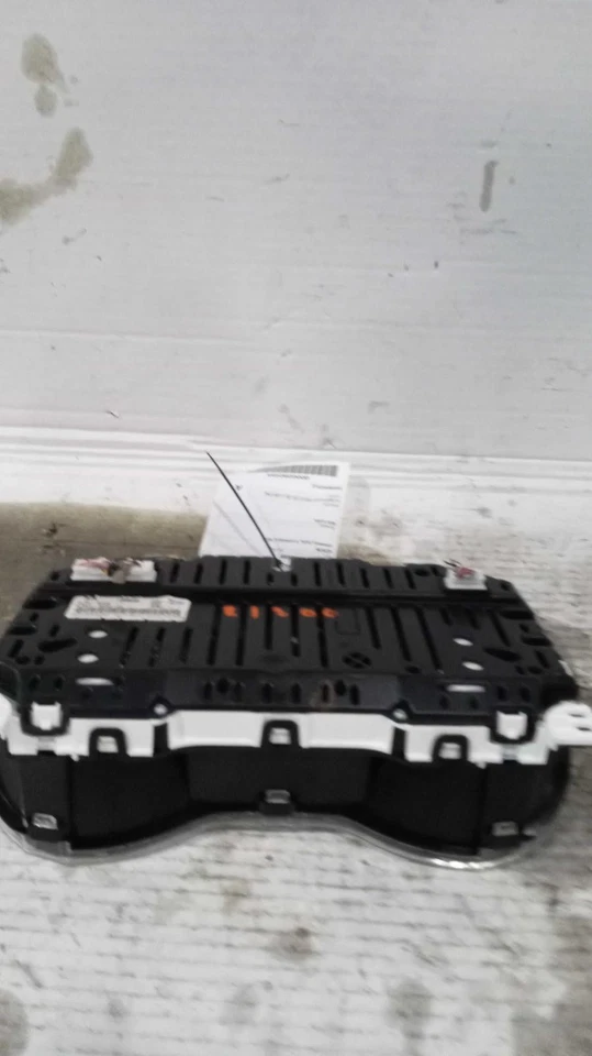 Used Speedometer Gauge fits: 2015 Nissan Murano cluster 3.5L 6 cylinder MPH Grad - Image 2 of 4