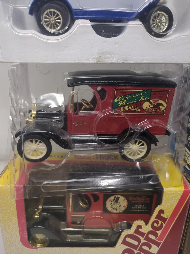 Lot of 7 ERTL & Other Diecast Bank Trucks - Image 3 of 4