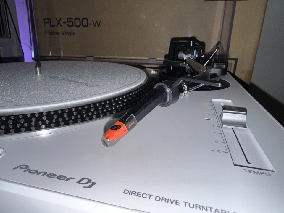 2x Pioneer DJ PLX-500 W Plattenspieler mit Ortofon Tonabnehmer (Kaum Benutzt) - Bild 2 von 4