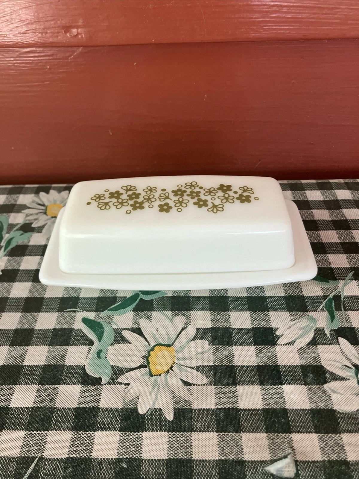 Vintage 70's Pyrex Green Spring Blossom Crazy Daisy 7 inch Butter Dish- USA