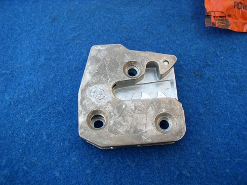 Orig. Alfa Romeo Giulia Schliesskeil Tür rechts 105145301611 NOS - Picture 2 of 4