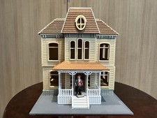 O Scale Bates Mansion