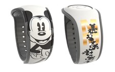 Disney Millenial Mickey Limited Release 2017 Magicband Magic Band New Rare HTF