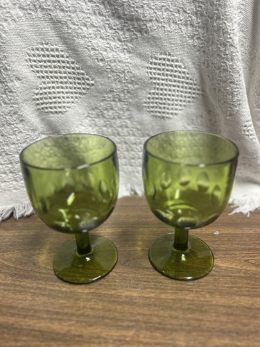 Vintage Bartlett Collins Green Glass Goblet Wine Glass Round Thumbprint Set of 2 - Picture 2 of 6
