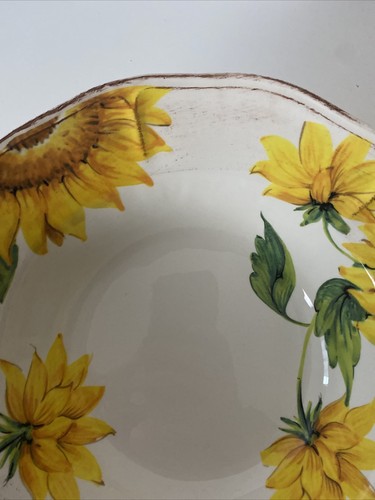 Sur La Table Green Yellow Cream Large Round Sunflower Serving Bowl Made In Italy - Picture 3 of 10