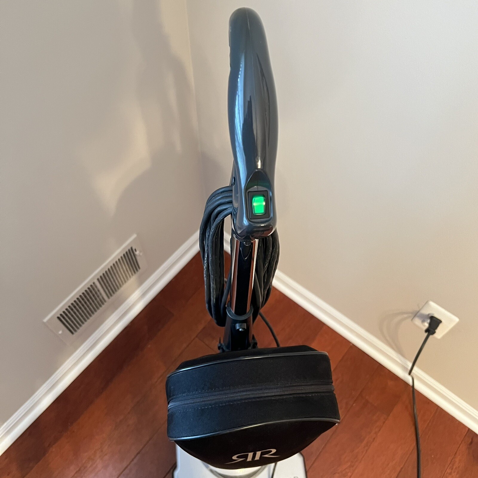 RICCAR SupraLite Upright Vacuum RSL3 Made in USA CLEAN TESTED Works