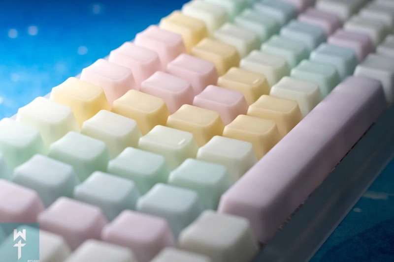 POM Jelly Keycaps - Rainbow Base