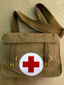 WWII-BRITISH-MEDIC-BAG-Repro