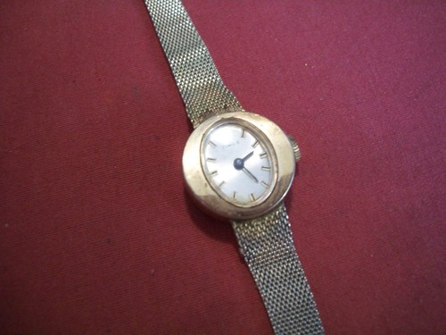 Vintage Timex Ladys Mechanical Watch w/ Intrical Band - Picture 2 of 3