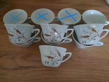 Ancien 8 tasses à café motif épi de blé  très bon état  haut 5,5 x Larg 8 cm