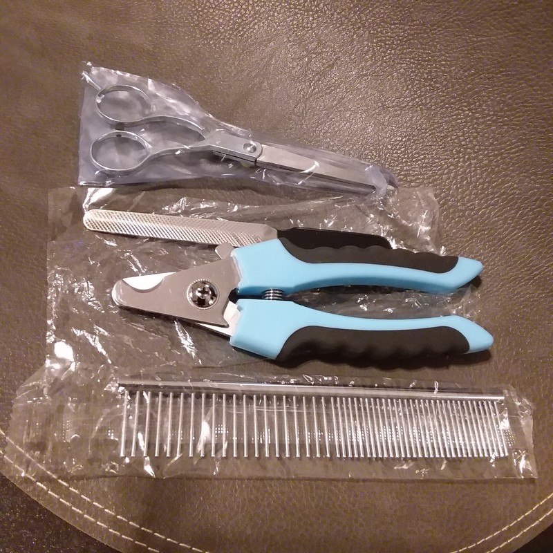Pet Nail Clipper Trimmer Kit– Dog & Cat Grooming Claw Cutter with Safety Guard