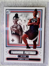 🔥 2025 Panini Donruss WNBA FRANCHISE FEATURES JEWELL LOYD Aces NEW in protector