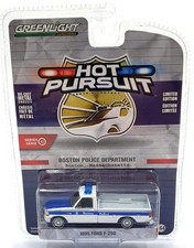 Greenlight 1/64 Scale 42980-C - 1995 Ford F-250 Boston Police Car