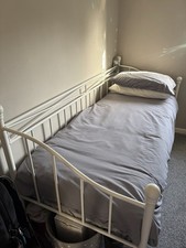 Metal Bed Frame Single Great Condition - Hardly Used (No Mattress)