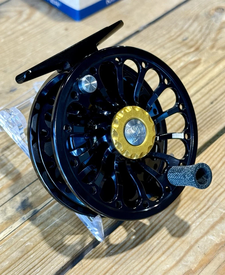 Carrete de pesca con mosca Ross San Miguel 4/5 negro brillante *NUEVO* Foto 3 de 4