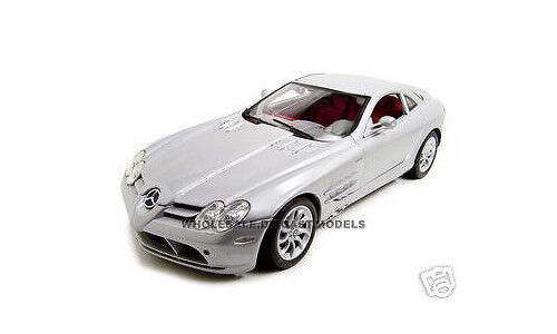 MERCEDES MCLAREN SLR SILVER 1:12 DIECAST MODEL CAR BY MOTORMAX  73004 - Picture 1 of 6