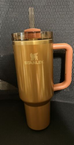 Stanley Limited Edition Copper Tinsel Quencher H2.0 FlowState 40 Oz Tumbler