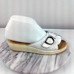 fly flot slippers size 5