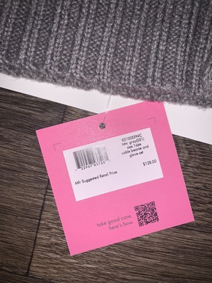 New! Kate Spade Cable Knit Beanie & Glove Gift Box Set In Heather Gray✨ Kate Spade Cable Knit Beanie & Glove Gift Box Set In Heather  main image 4