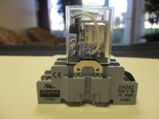 Dayton 2A582 Used Relay 300 volts, 10 Amps w/Omron LY1