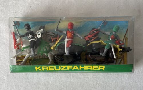 6 Vintage Swoppet-Type Toy Soldiers Medieval Knight Crusaders & Horses +Box #653