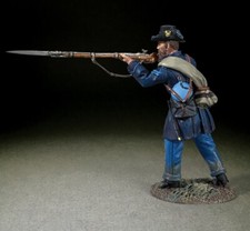 BRITAINS CIVIL WAR UNION 31374 UNION IRON BRIGADE CORPORAL STANDING FIRING