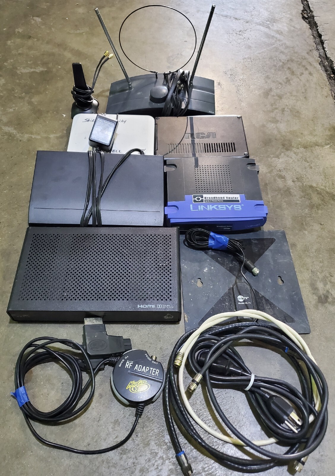 **Lot of 10 Items** Cable Boxes, Digital Antennas, Router, Adapter