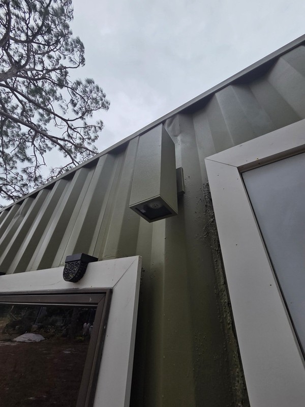 40ft Contemporary Tiny House, 1 Bed 1 Bath, Steel/Wood, Modern Interior - Image 3