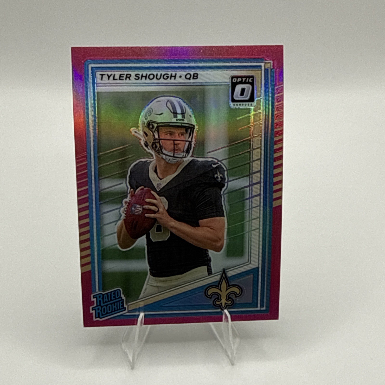2025 Panini Donruss - Rated Rookie Tyler Shough #304 Optic Preview Pink Prizm...