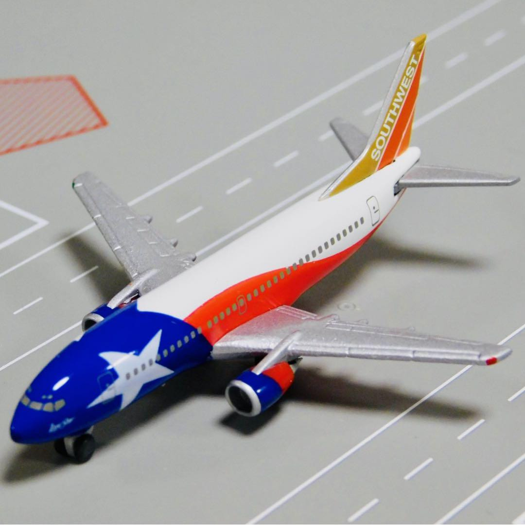 【4機セット】サウスウエスト航空 B737-300 ヘルパウィングス1/500 4機セット】サウスウエスト航空 B737-300 ヘルパウィングス1/500