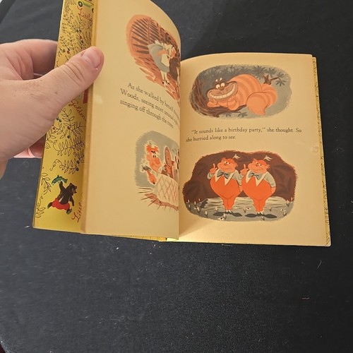 MAD HATTER'S TEA PARTY ~ 1st "A" ed. Little Golden Book #D23 Alice in Wonderland - Picture 6 of 10