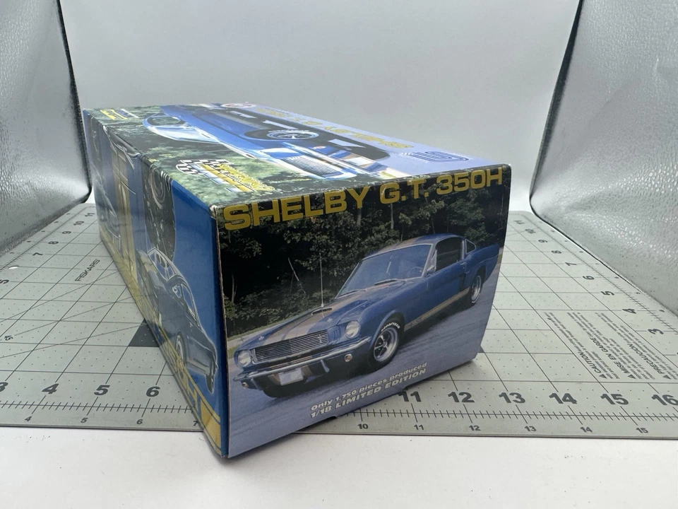 Lane Collectables Exact Detail 1:18 Shelby GT 350H Blue Gold Stripes in Box - Image 2 of 4