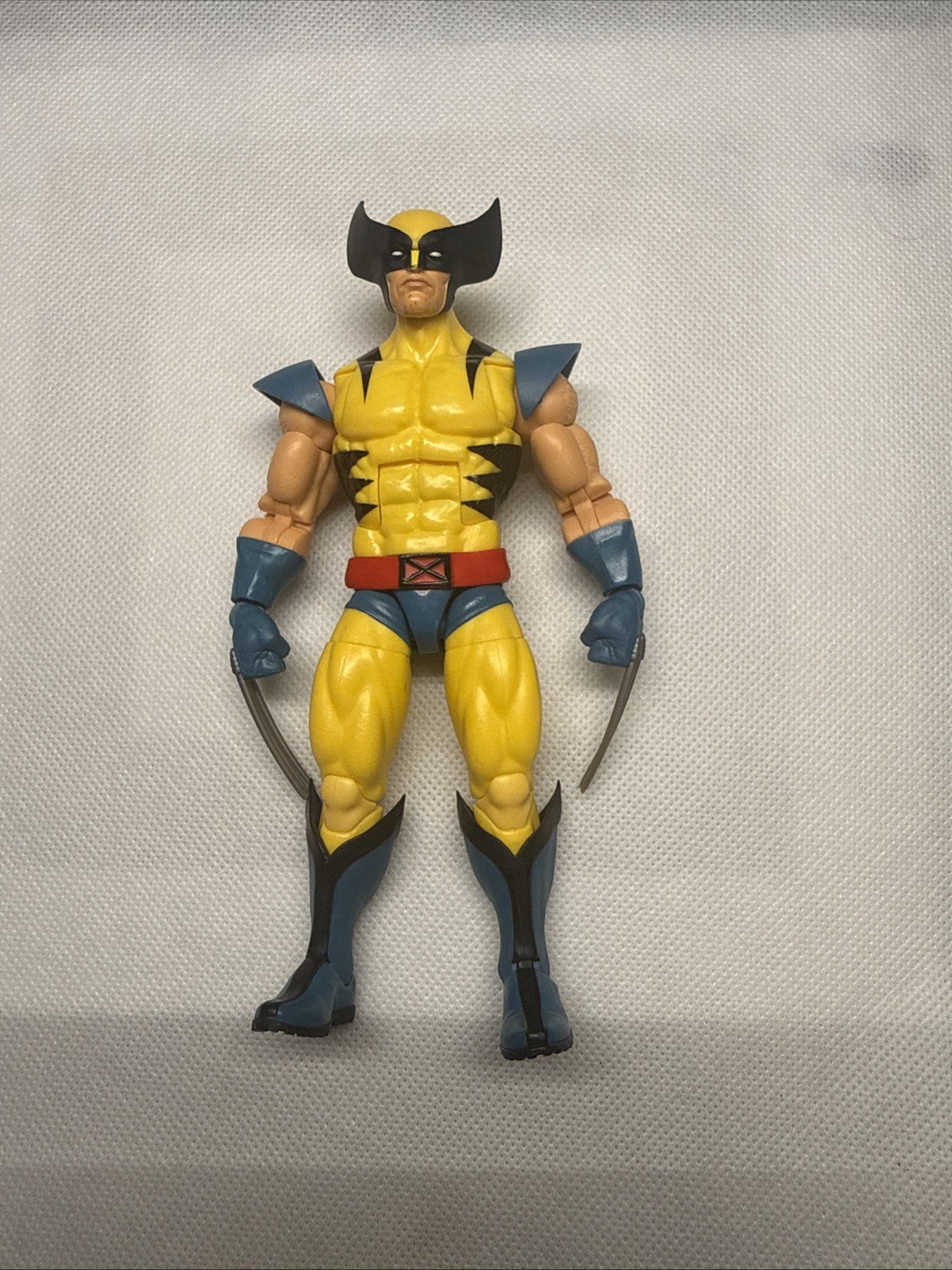 Hasbro Marvel Legends X-Men 97 Retro Series Wolverine Action Figure