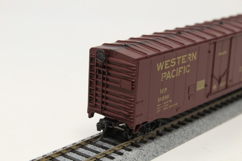 HO Athearn Blue Box 50' Plug Door Box Car Western Pacific WP 56898 RTR - Picture 2 of 6