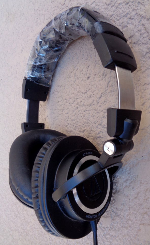 AUDIO TECHNICA ATHM50 PROFESSIONAL WIRED HEADPHONES PEELING BAND