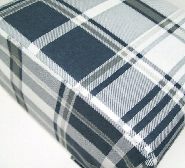 Cuddl Duds Dark Blue Gray Plaid HeavyWeight Flannel King Duvet Cover 2 Shams - Image 3 of 4