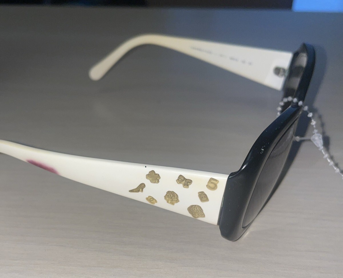 CHANEL フラワー ロゴ チャーム CHANEL LOGO perfume-flower-charm-design Eyewear Sunglasses