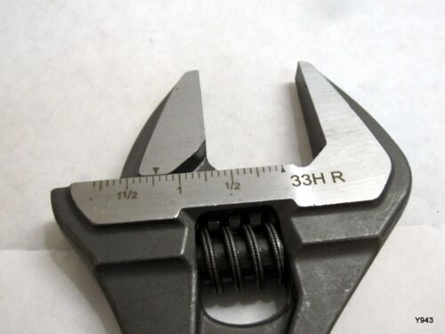 Bahco Wide Jaw Adjustable Wrench with Hook 254.5mm Jaw Capacity 46mm BAH33H - Picture 4 of 7