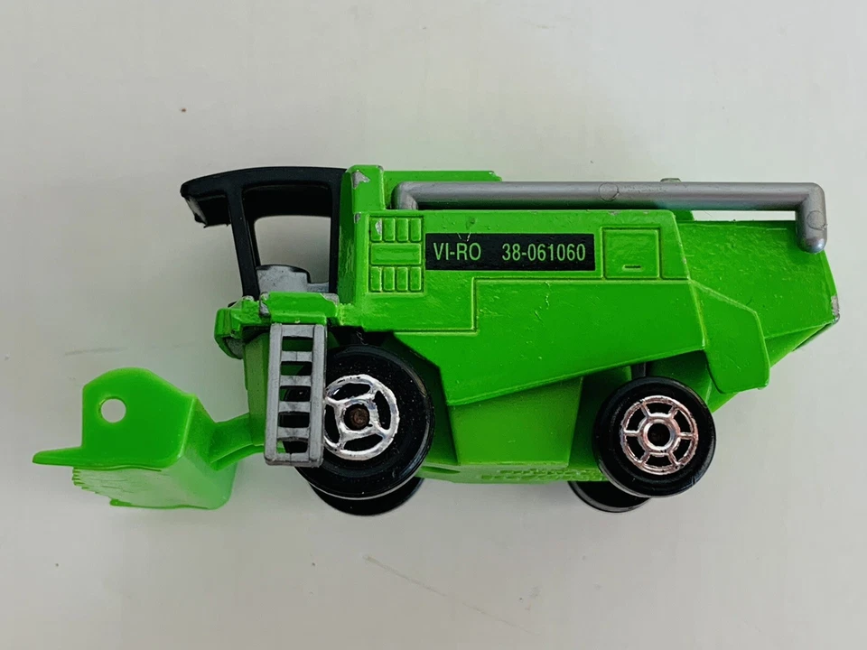 Vintage Mahdrescher Moissonneuse Ref 277 Majorette 1/110 ~ S200 90 ER Jahre EXC - Image 2 of 4